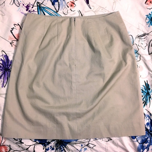 DONATING 2/4: ANN TAYLOR Skirt - Khaki Skirt - Picture 8 of 8